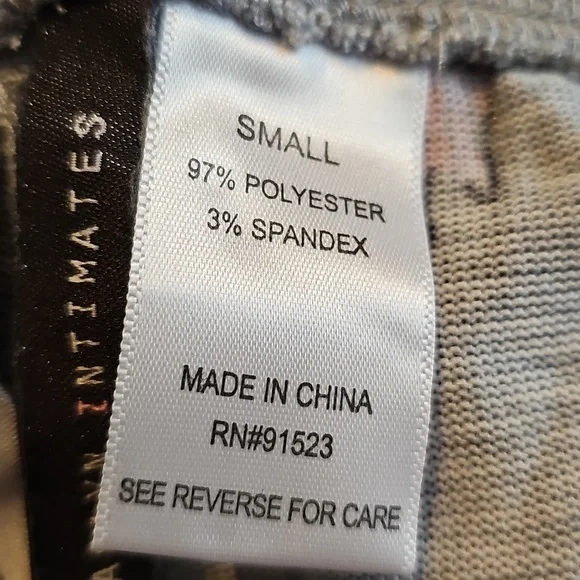 Jaclyn Intimates Pajamas Dog Print - Picture 5 of 7